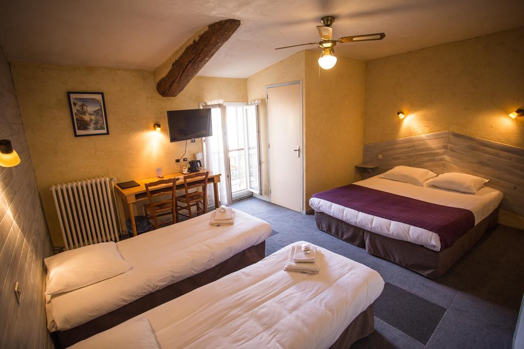 Logis Du Terreau Hotel